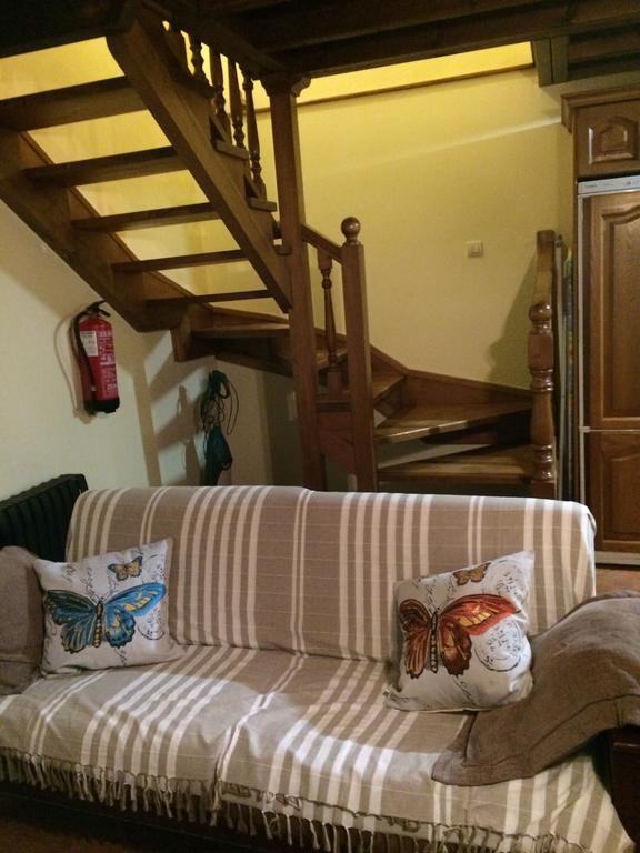 Gasthaus La Casina De Berdayes Labra Exterior foto