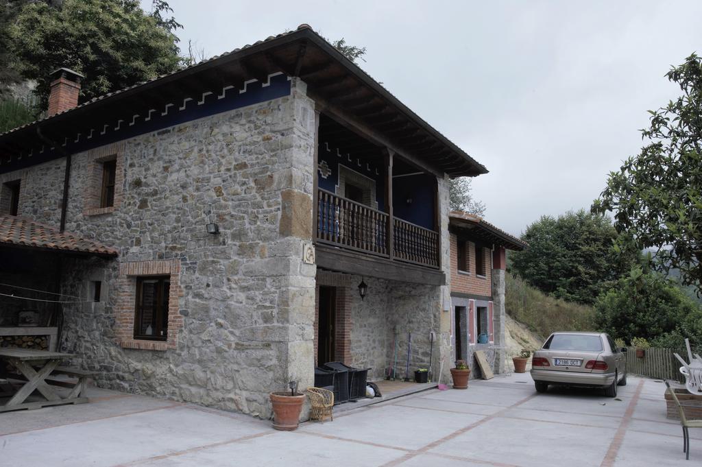 Gasthaus La Casina De Berdayes Labra Exterior foto